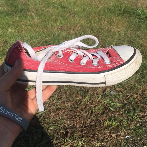 Converses - Picture 3 of 4